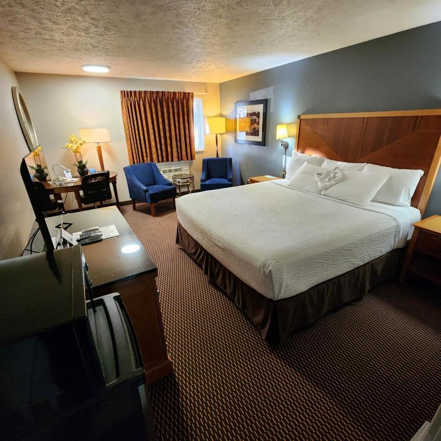 Days Inn By Wyndham Ritzville Экстерьер фото
