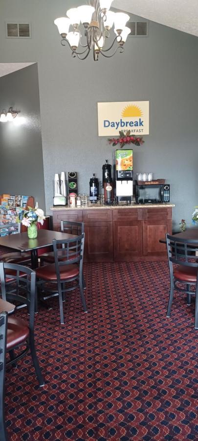Days Inn By Wyndham Ritzville Экстерьер фото